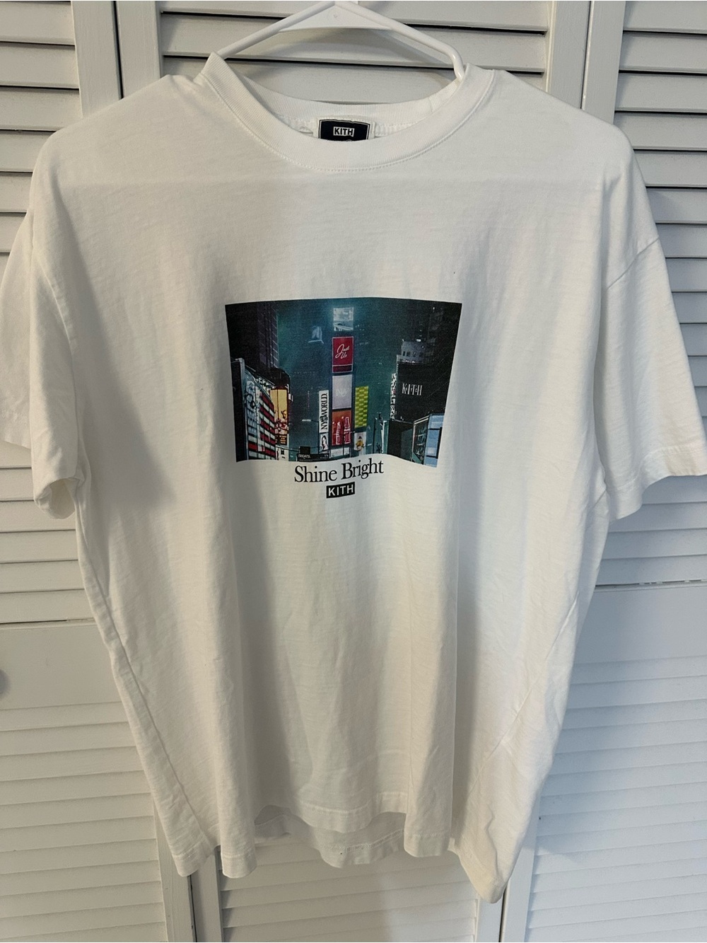 Kith White 'Shine Bright' City Graphic Tee - Men